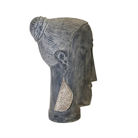 NYSSA – Statue